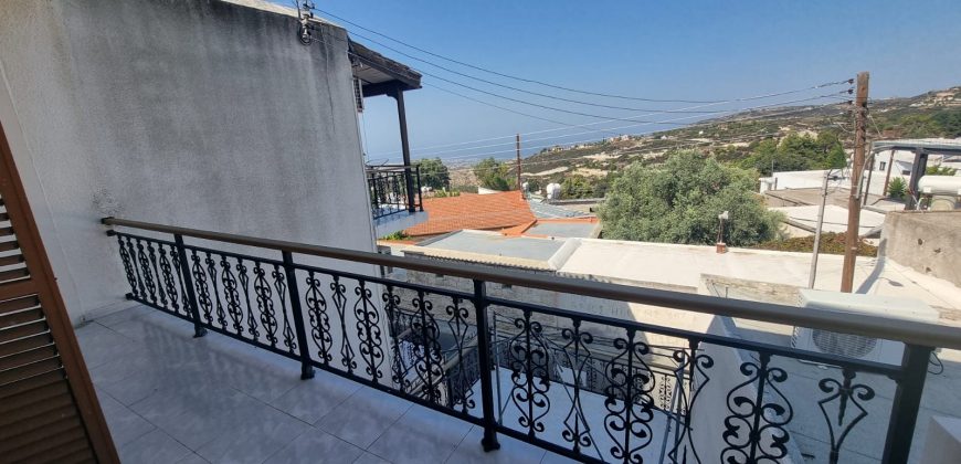 Paphos Tsada 2 Bedroom Maisonette For Rent BC433