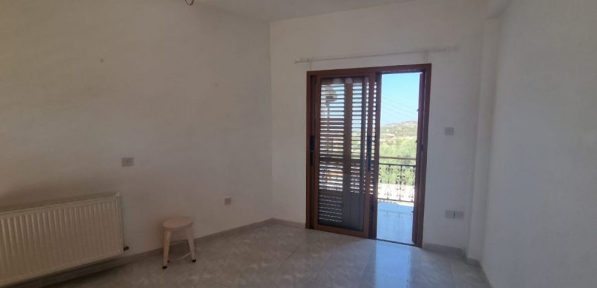 Paphos Tsada 2 Bedroom Maisonette For Rent BC433