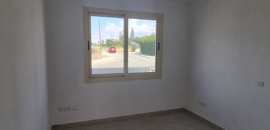 Paphos Yeroskipou 4 Bedroom House For Sale BC445