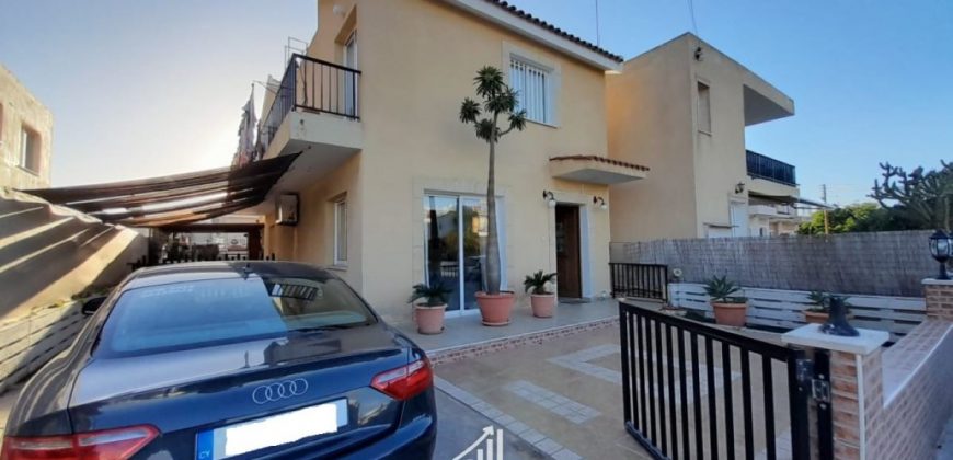 Kato Paphos Universal 4 Bedroom Villa Semi Detached For Sale PNV20638