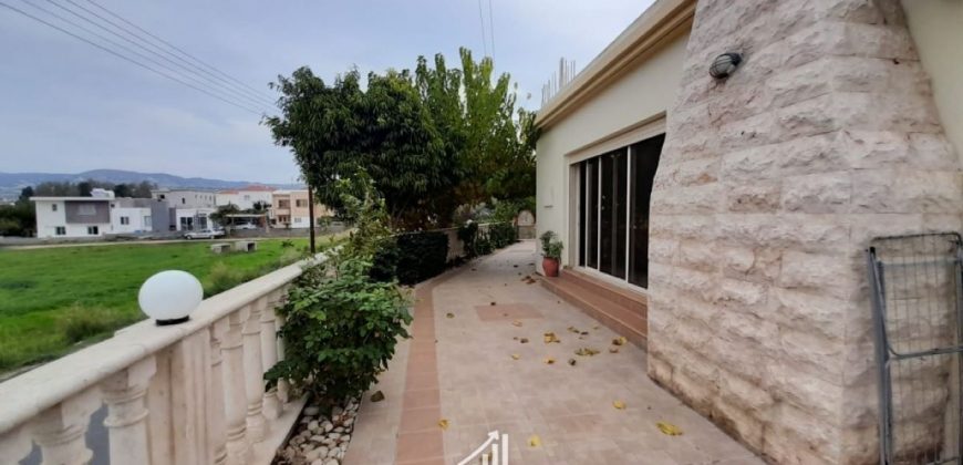 Paphos Emba 3 Bedroom Bungalow For Sale PNV20636