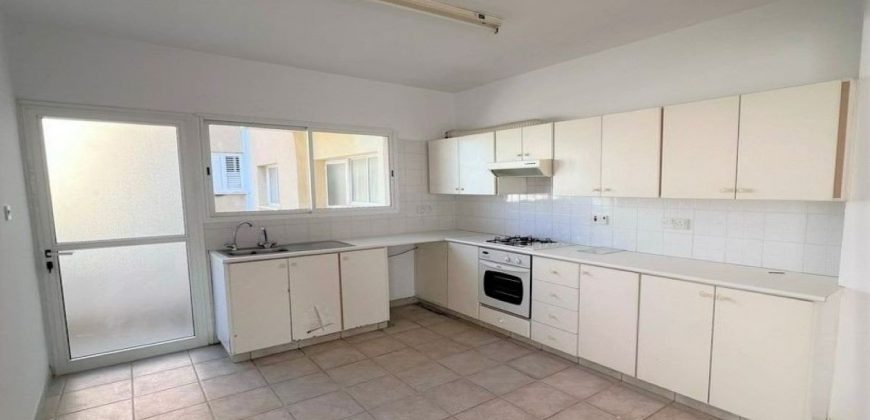 Paphos 3 Bedroom Apartment For Sale WWRX001