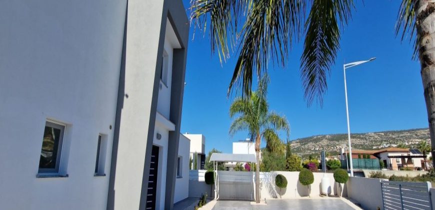 Paphos Peyia 4 Bedroom Villa For Sale LSD10