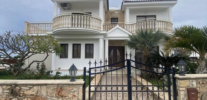 Paphos Peyia Coral Bay 4 Bedroom Villa For Rent GRP038