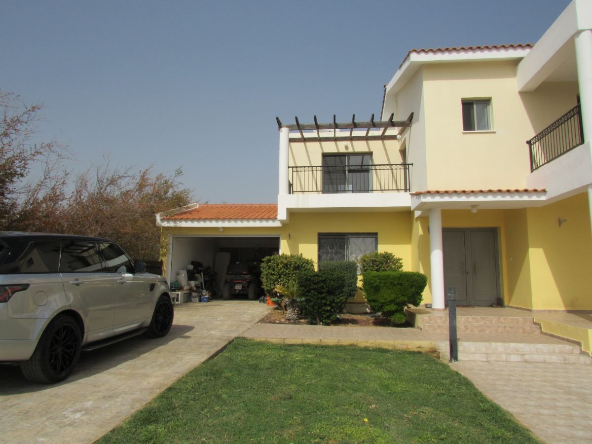 Paphos Peyia St. George 4 Bedroom Villa For Sale KTM95450