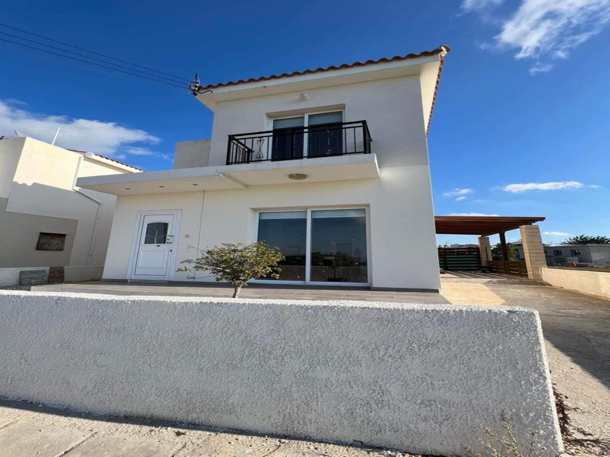 Paphos Tremithousa 3 Bedroom Villa For Rent BC459