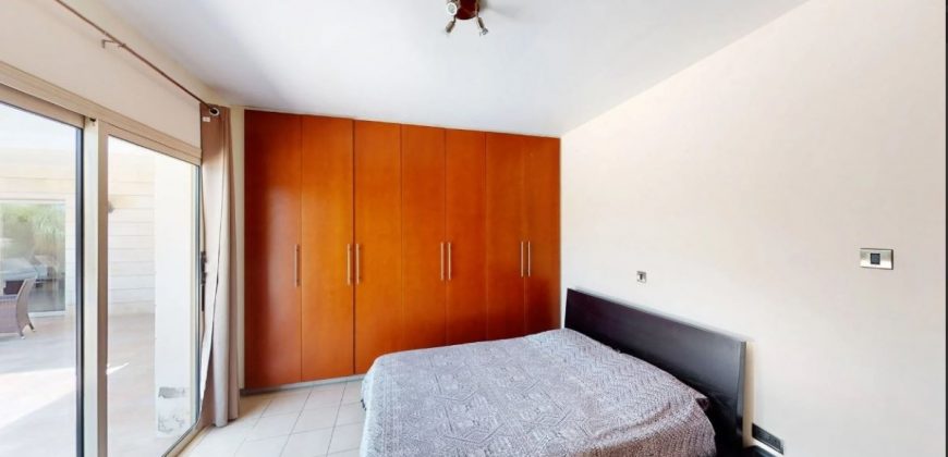 Paphos Yeroskipou 5 Bedroom Bungalow For Sale BC464