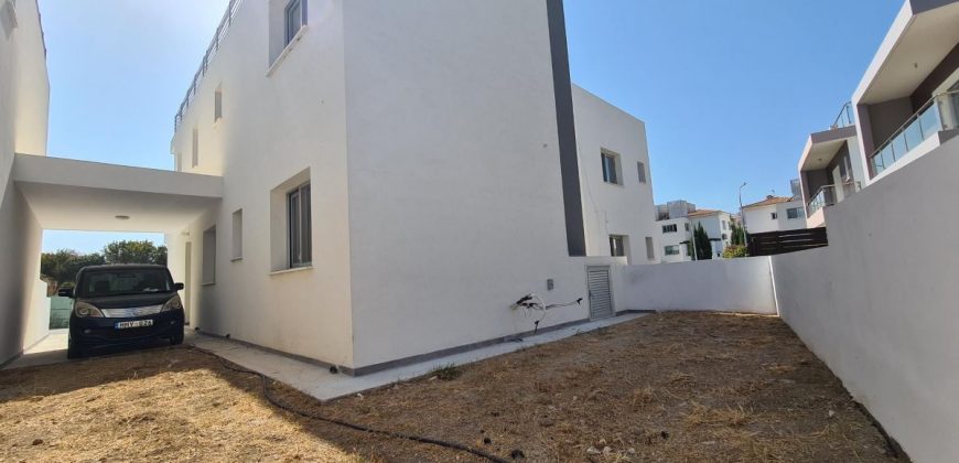 Kato Paphos Universal 4 Bedroom Villa For Sale WWR9294