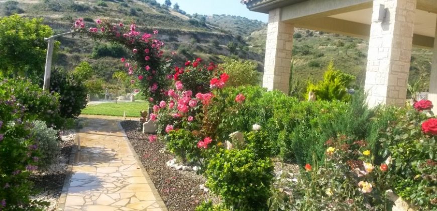 Limassol Akrounta 5 Bedroom Detached Villa For Sale BSH27310