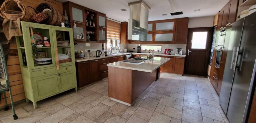 Limassol Akrounta 5 Bedroom Detached Villa For Sale BSH27310