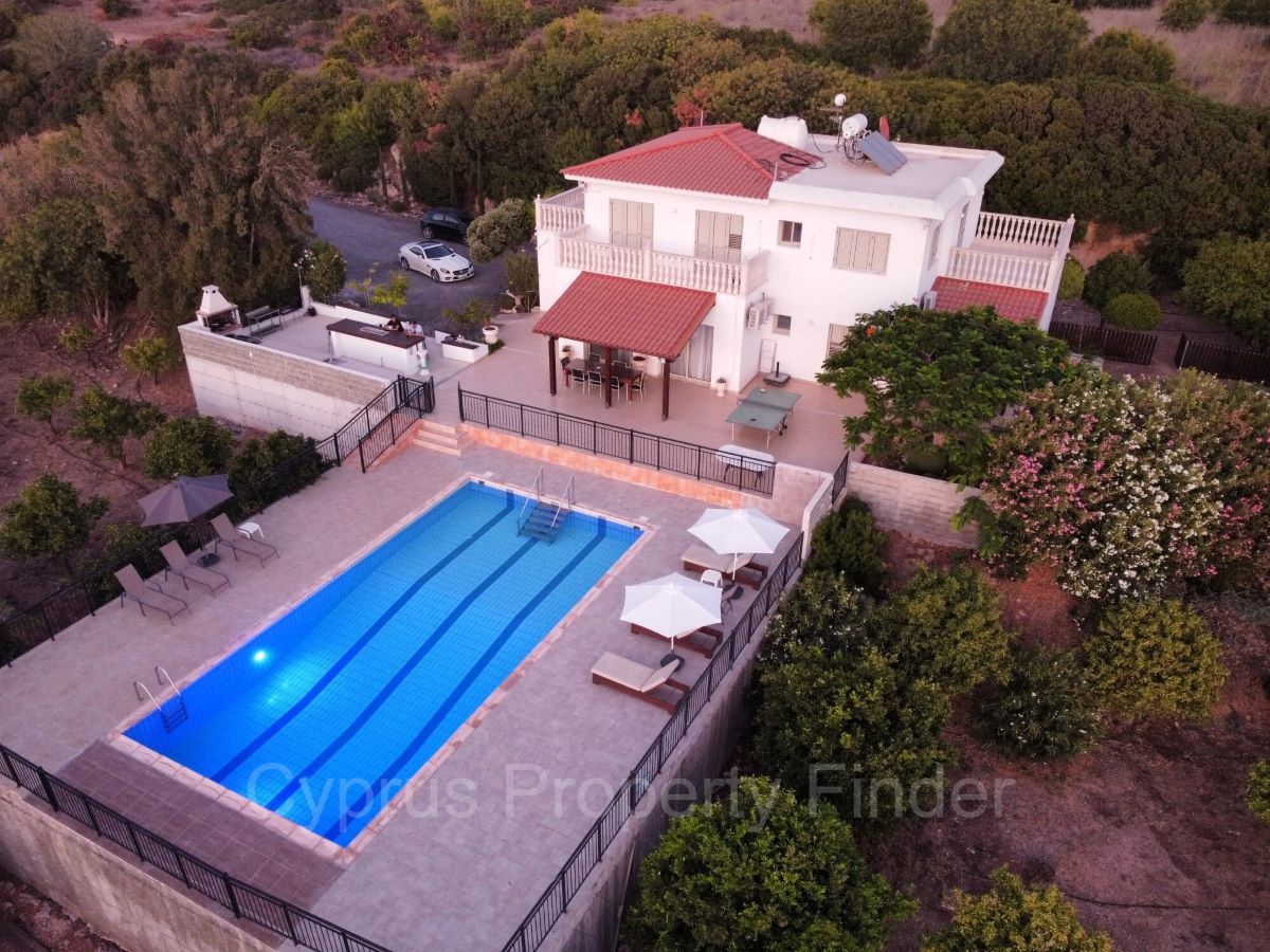 Paphos Kissonerga 5 Bedroom Villa For Sale CPF151998