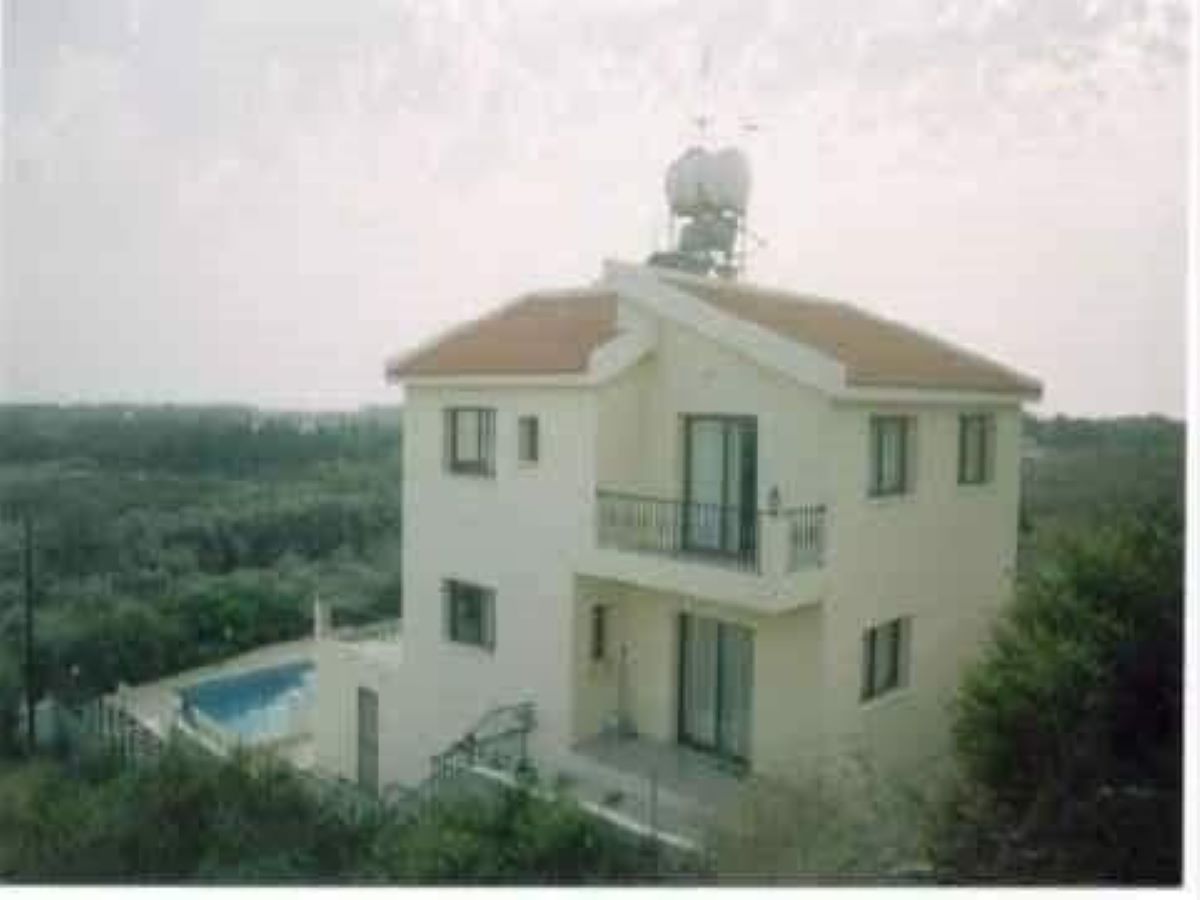 Paphos Yeroskipou 4 Bedroom Villa For Sale KTM92441
