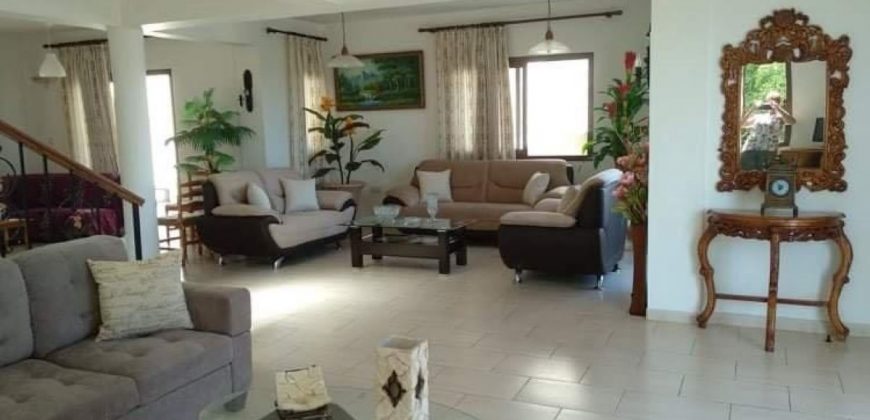 Paphos Yeroskipou 4 Bedroom Villa For Sale KTM92441