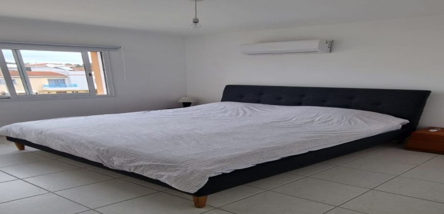 Kato Paphos Universal 2 Bedroom Apartment For Rent XRP016