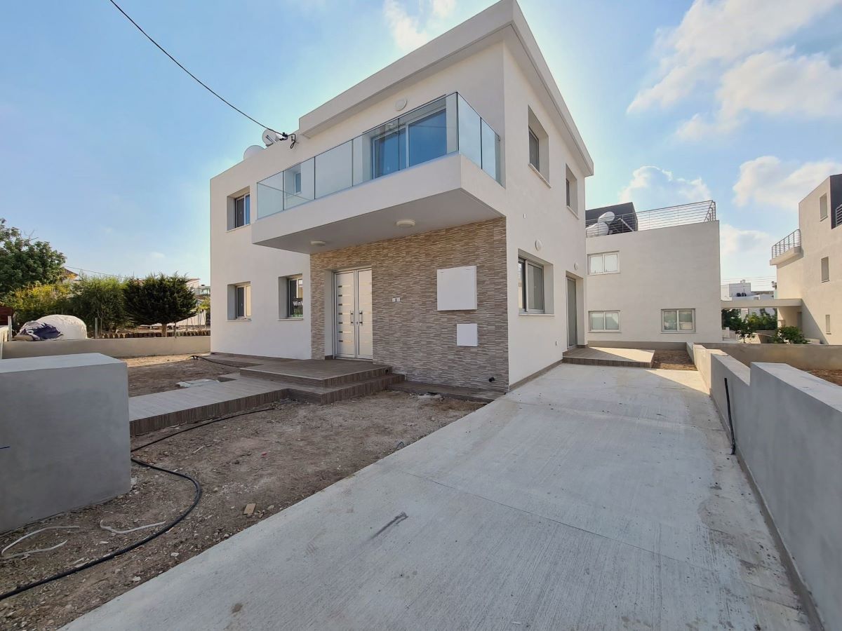 Paphos Anavargos 5 Bedroom Villa For Sale WWR008