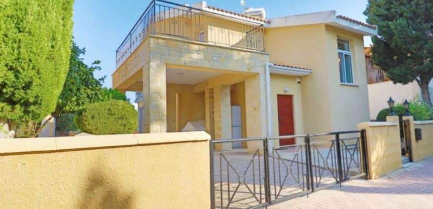 Paphos Chloraka 4 Bedroom Villa For Sale FCP40728