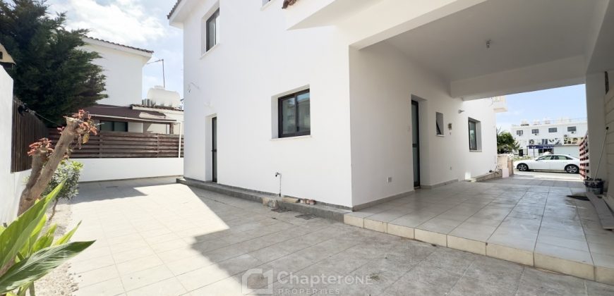 Paphos Chloraka 4 Bedroom Villa For Sale CPN1774