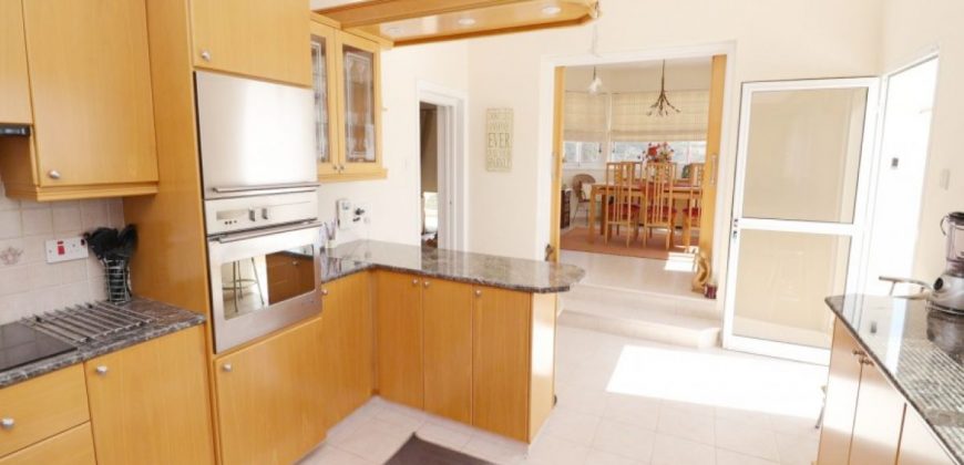Paphos Tala 3 Bedroom Villa For Sale SKR17544
