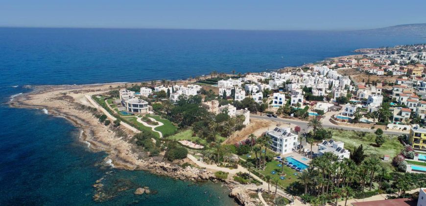 Paphos Chloraka 4 Bedroom Villas / Houses For Sale LPT16893