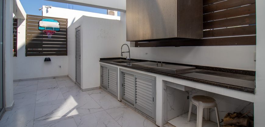 Paphos City center 4 Bedroom Town House For Sale PCP10080