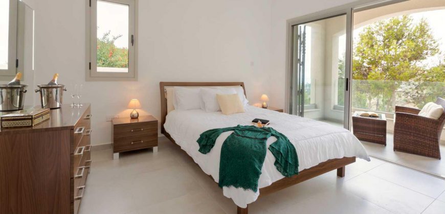 Paphos Kamares Village 4 Bedroom Villas / Houses For Sale LPT11010