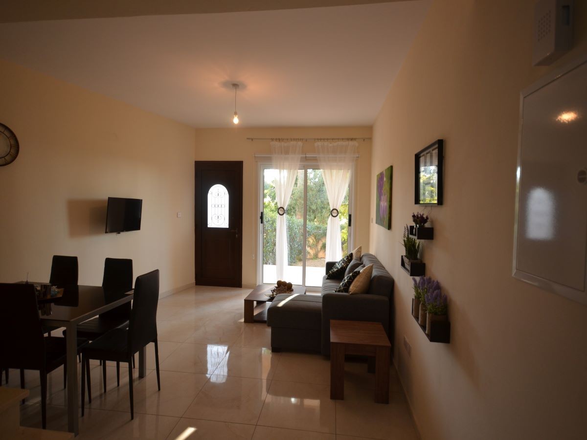 Paphos Moutallos 3 Bedroom Villa For Sale STTKB002