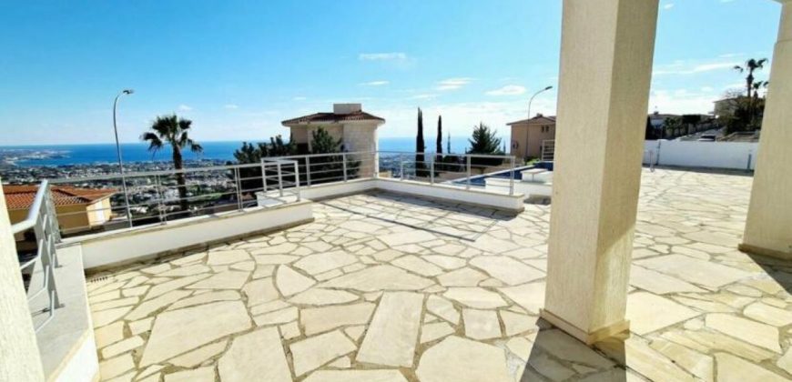 Paphos Peyia 3 Bedroom Villa For Rent XRP029