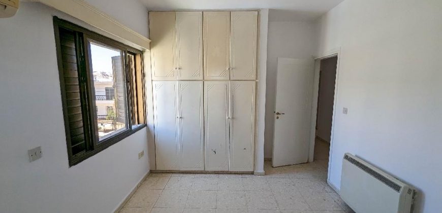 Paphos Town 3 Bedroom Apartment For Sale AMR38242