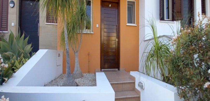 Kato Paphos Tombs of The Kings 2 Bedroom Town House For Rent XRP034