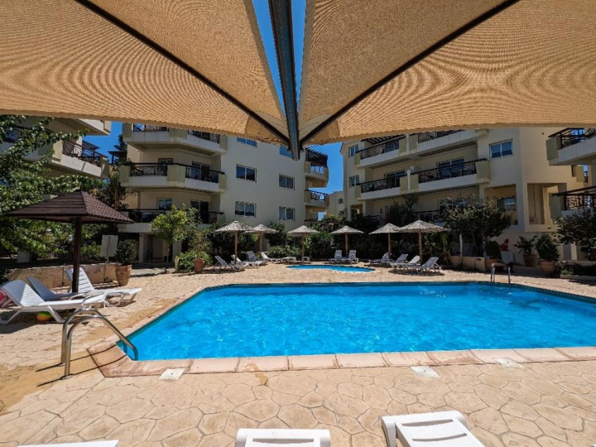 Kato Paphos Universal 1 Bedroom Apartment For Sale CSR14681