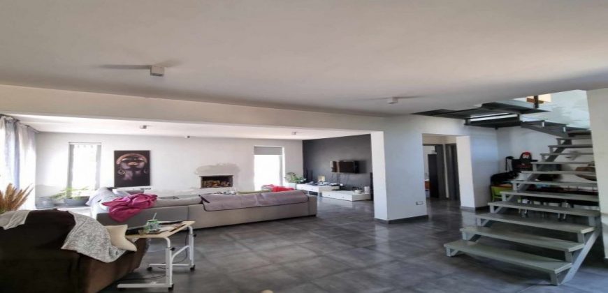 Paphos Konia 4 Bedroom House For Sale CSR14635