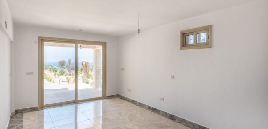 Paphos Peyia 7 Bedroom Villa For Sale GRP049