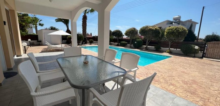 Paphos Peyia Coral Bay 3 Bedroom Villa For Sale GWHSD027