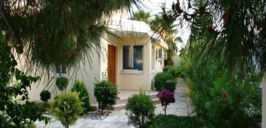 Paphos Peyia Coral Bay 4 Bedroom Bungalow For Sale GWHSD024