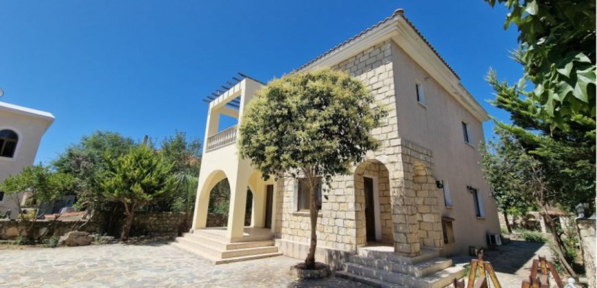 Paphos Ineia 6 Bedroom House For Sale MLT5223