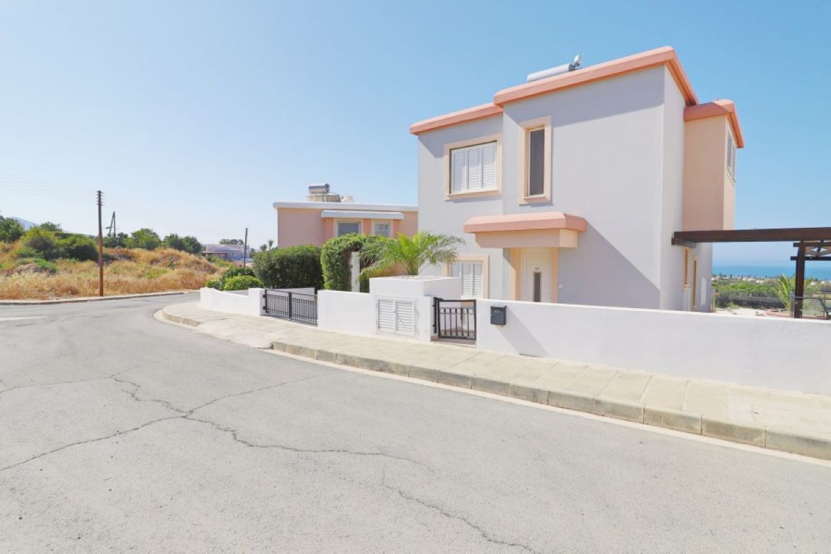 Paphos Peyia 4 Bedroom Villa For Sale SKR17627