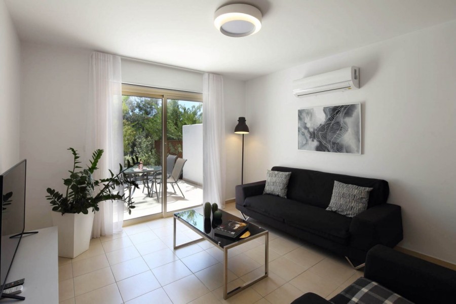 Kato Paphos Universal 2 Bedroom Town House For Sale CSR14725