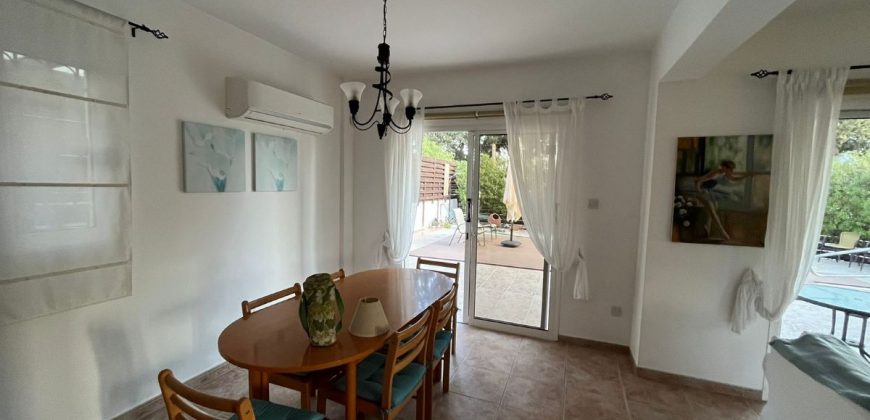 Kato Paphos Universal 3 Bedroom Town House For Rent BCK069