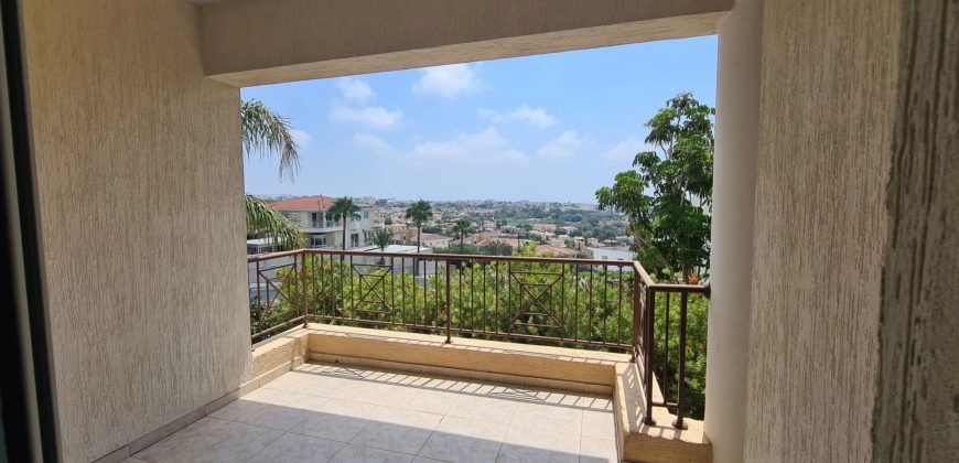 Paphos Chloraka 3 Bedroom Apartment For Sale UCH2870