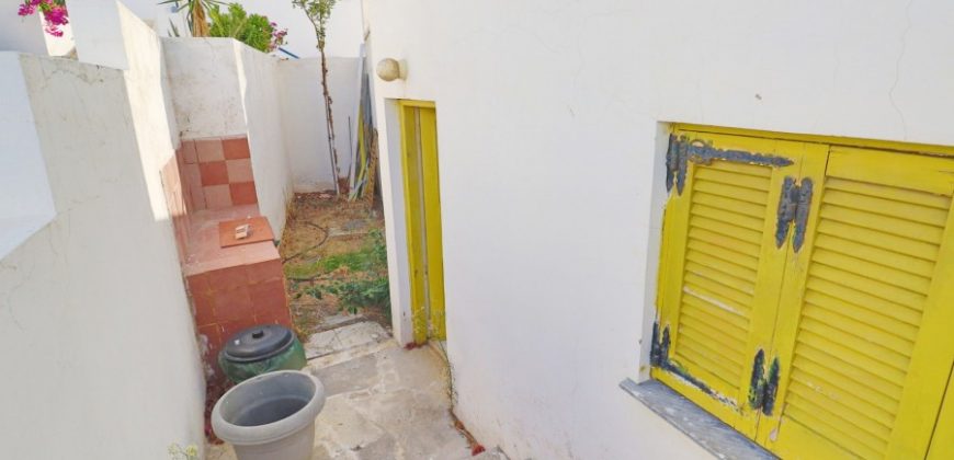 Paphos Chloraka 3 Bedroom Town House For Sale SKR17677