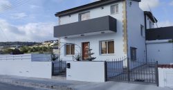 Paphos Yeroskipou 3 Bedroom Villa For Rent XRP045