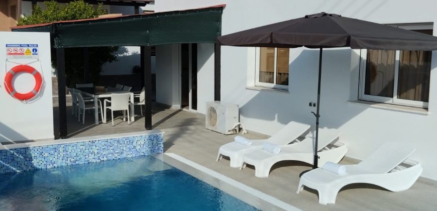 Paphos Yeroskipou 3 Bedroom Villa For Rent XRP045