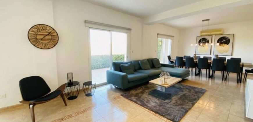 Paphos Chloraka 5 Bedroom Villa For Sale CSR14799