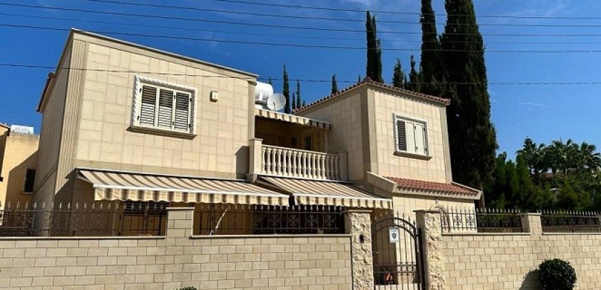 Kato Paphos 4 Bedroom House For Sale CSR14820