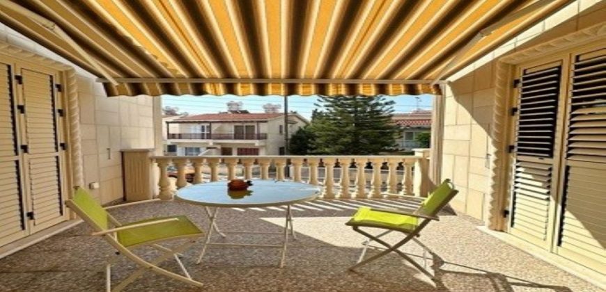 Kato Paphos 4 Bedroom House For Sale CSR14820