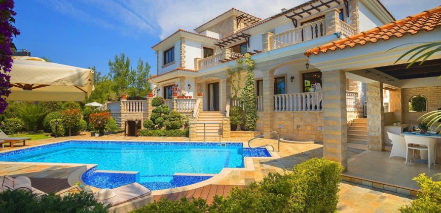 Paphos Argaka 12 Bedroom House For Sale DLHP0117S