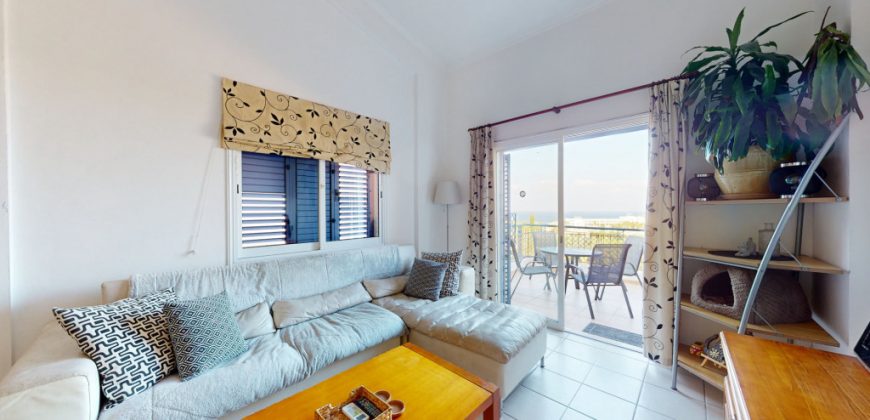Paphos Chlorakas 2 Bedroom Apartment For Sale DLHP0490