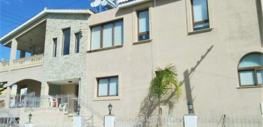 Paphos Chlorakas 3 Bedroom House For Sale DLHP0163