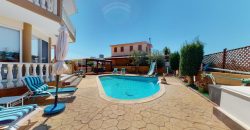 Paphos Chlorakas 4 Bedroom House For Sale DLHP0325