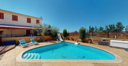 Paphos Chlorakas 4 Bedroom House For Sale DLHP0325